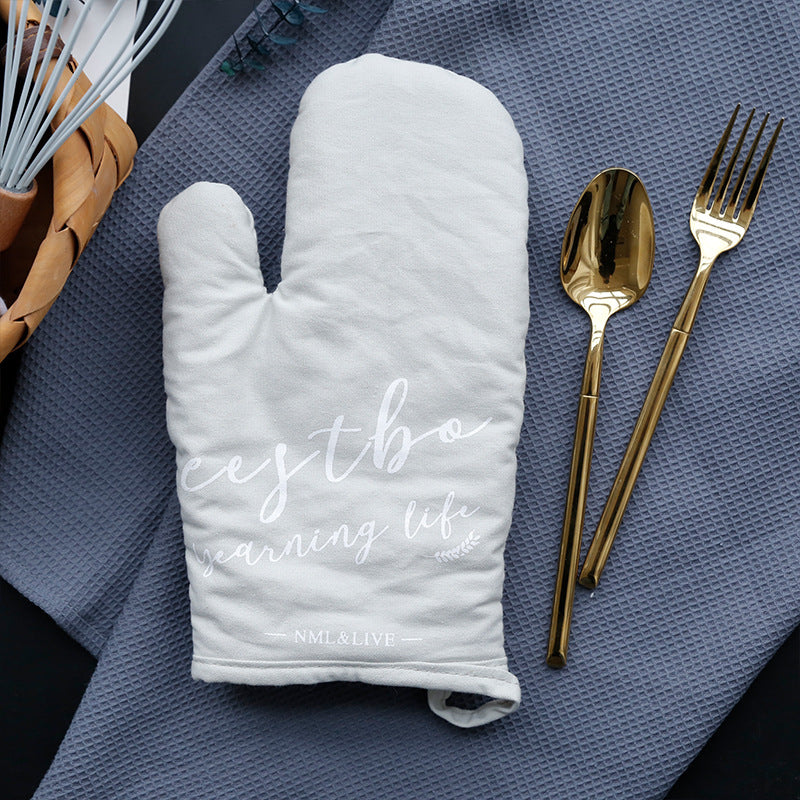 English Letters Thickened Heat Insulation Anti-scalding Microwave Oven Baking Gloves